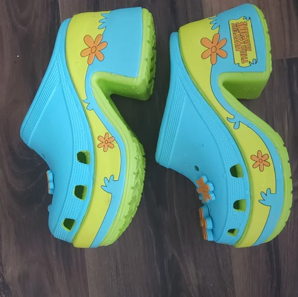 Crocs Scooby Doo - Picture 2 of 4